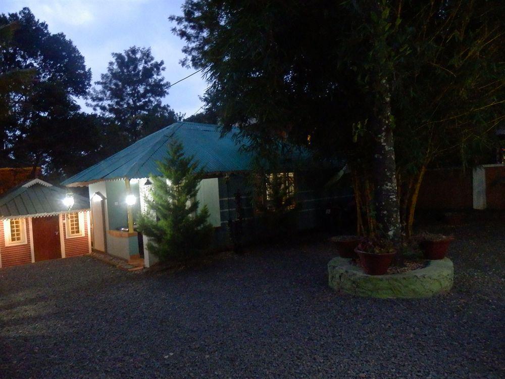 Green Garden Cottage Теккаді Екстер'єр фото